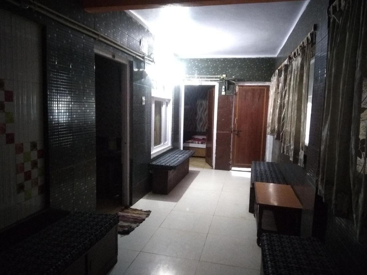 Hotel Neelam Raj Nainital Eksteriør bilde